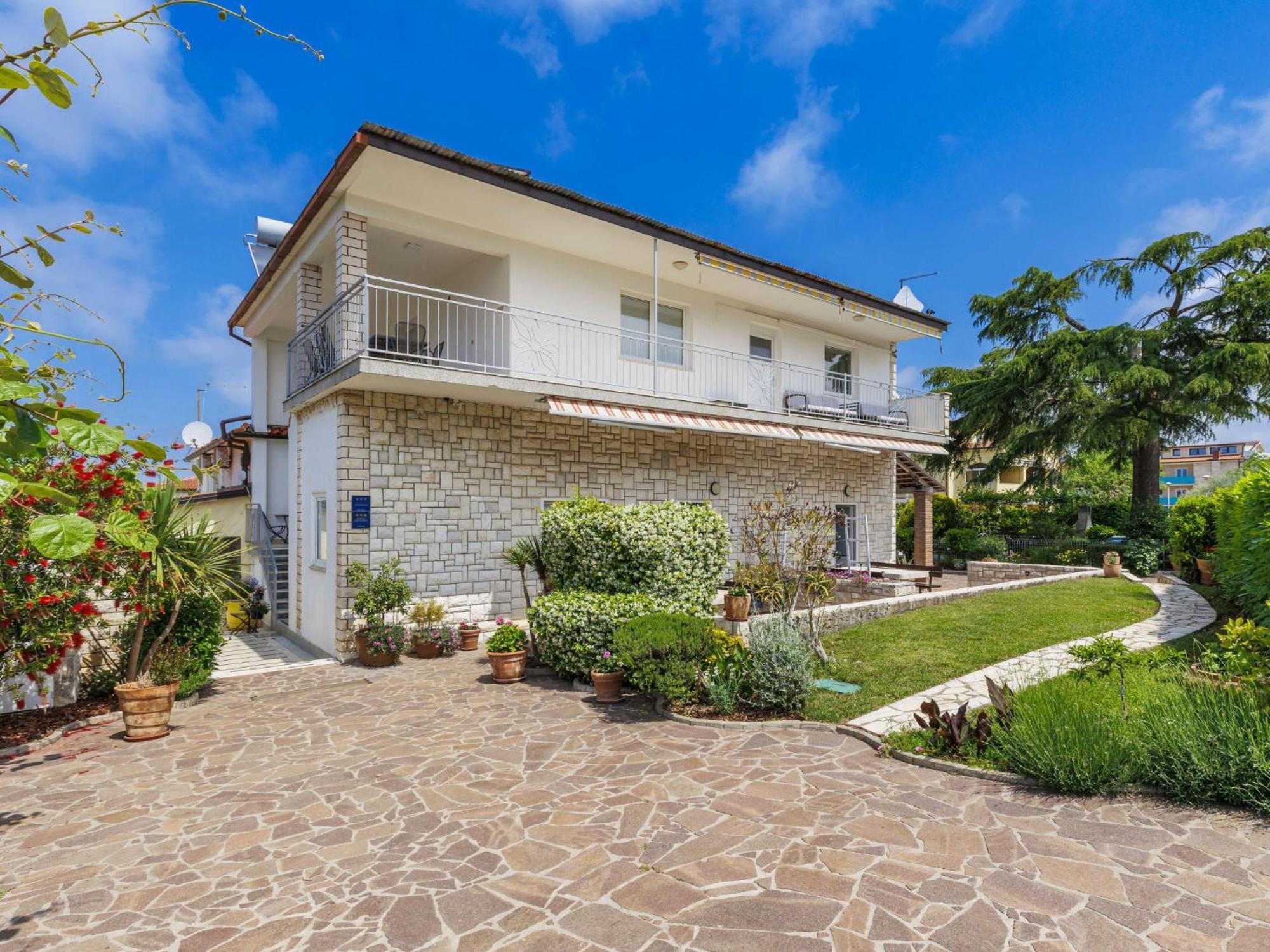 Apartmán Nika-5 By Interhome